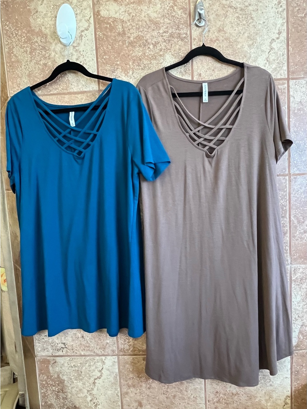 Zenana Outfitters Crisscross V-Neck Tunics and Dress - Teal & Taupe - 2x,3x